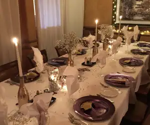 Table setting for a large group